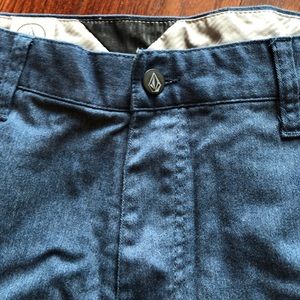 Volcom size 33 shorts